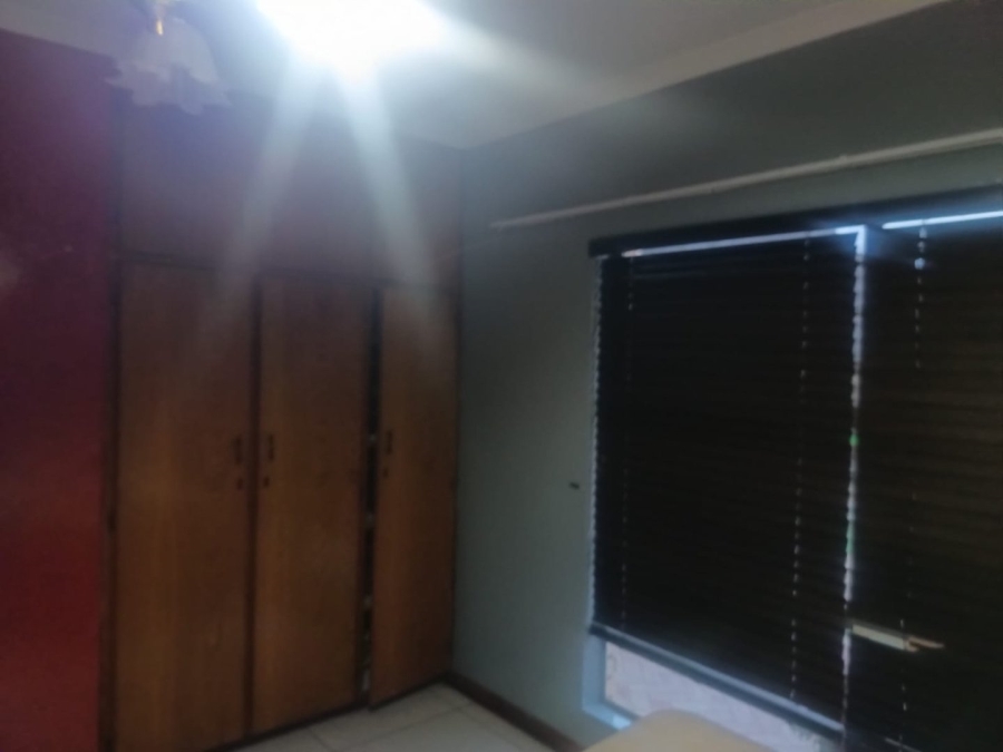 3 Bedroom Property for Sale in Roylglen Gardens Northern Cape